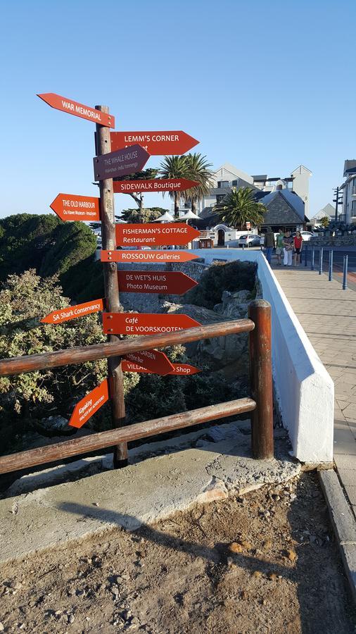 Smuts Ave. Guest Rooms Hermanus Extérieur photo